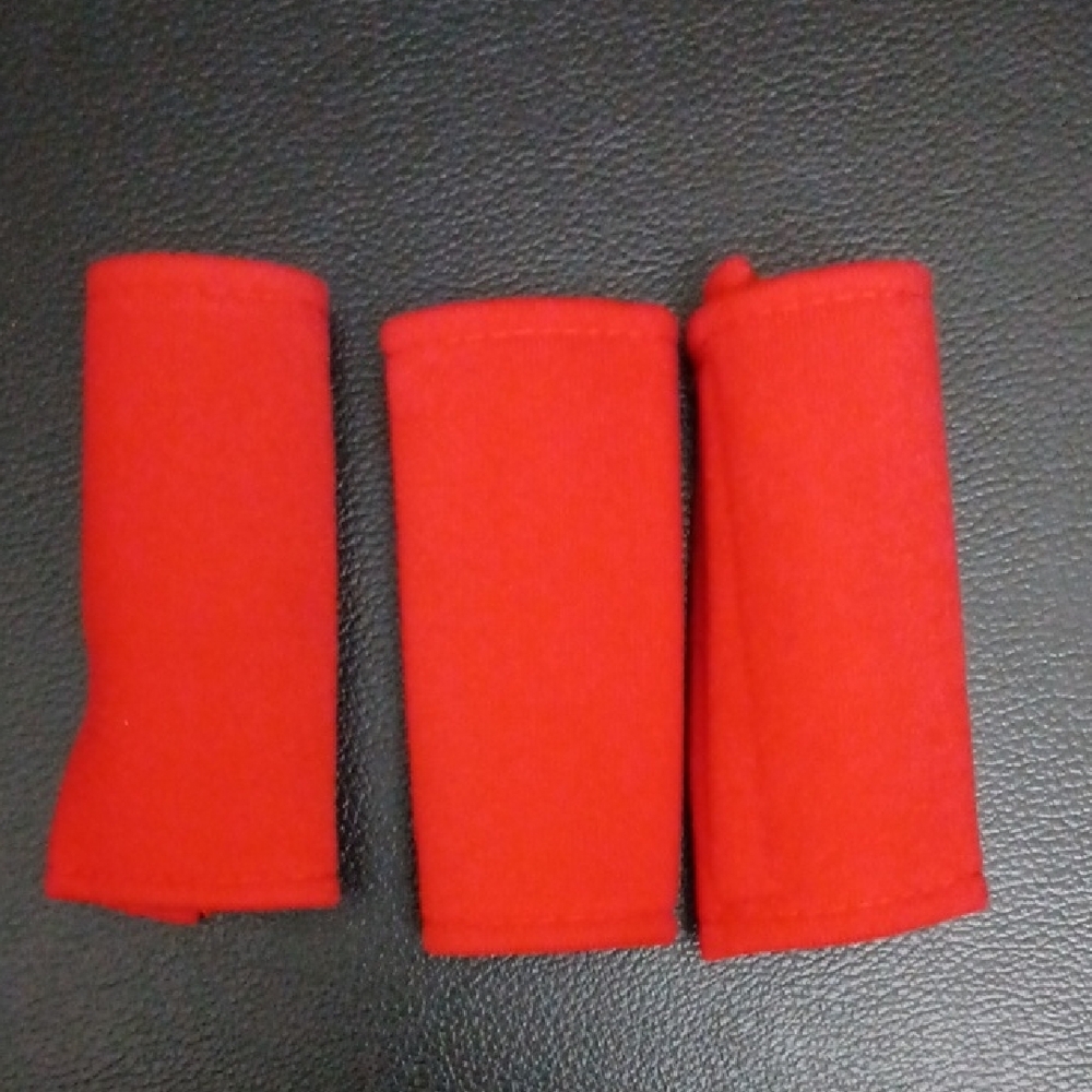 Red and Black Car Accessory Set - Picture 10 of 16